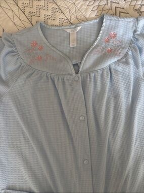 Adonna…Light Blue Embroidered Button-Front robe